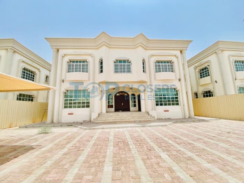 Private Entrance |Front Yard |Near to Park - Image 1