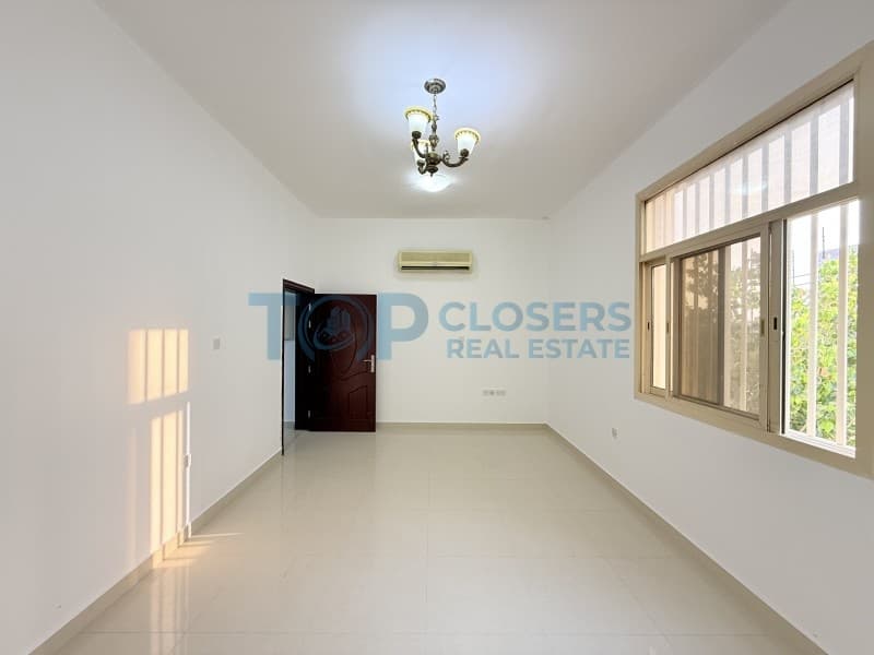 Spacious Apartment | Elevator | Basement Parking - Image 1