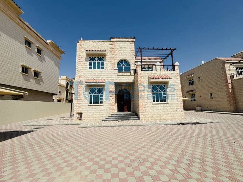 Near UAEU & Tawam Hospital | Compound Villa | Terrace - Image 1