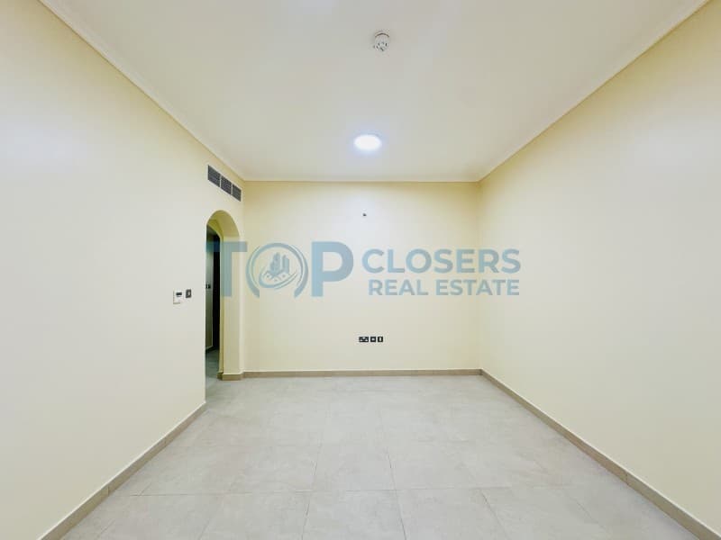 Modern 2 Br | Ready to Move | Wardrobes | Elevator - Image 3