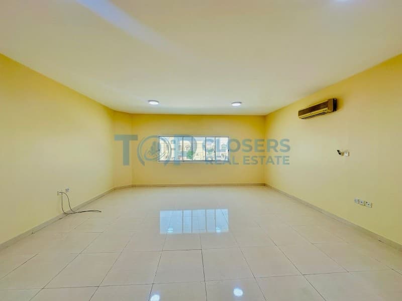 First Floor Fully Renovated 3Br|Balcony |Wardrobes - Image 2