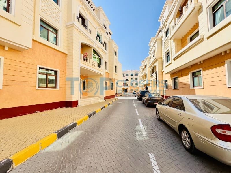 Gated community | Building in Wardrobes|Maid,s Room - Image 1