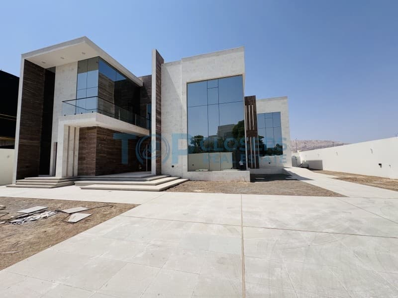 Brand New Villa| Modern Design | Maid,s Room - Image 1