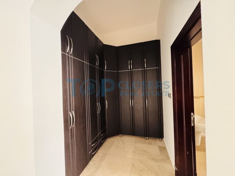 Separate Entrance | Driver Room| Built in Wardobes - Image 3