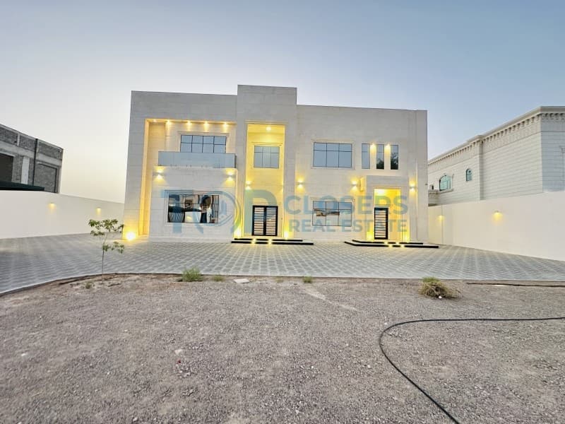 Luxurious 6 Master Br 2nd Villa | Modern Finishing - Image 1