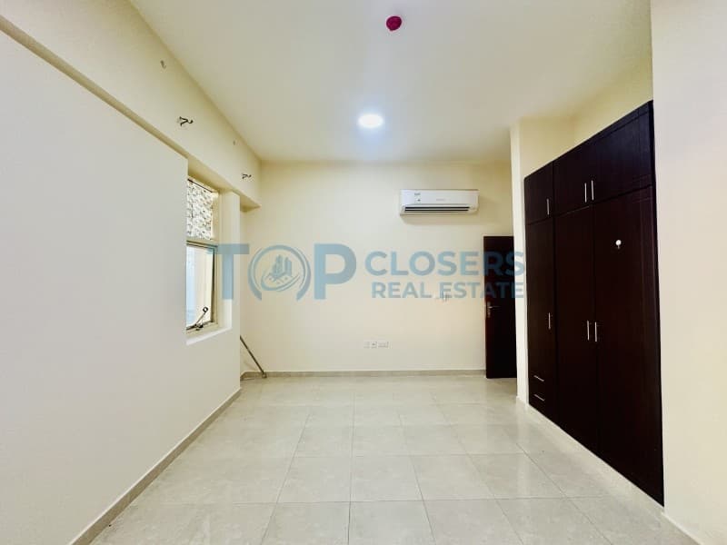 Neat n Clean 2 Master Br |Wardrobes|Near Jimi Mall - Image 3