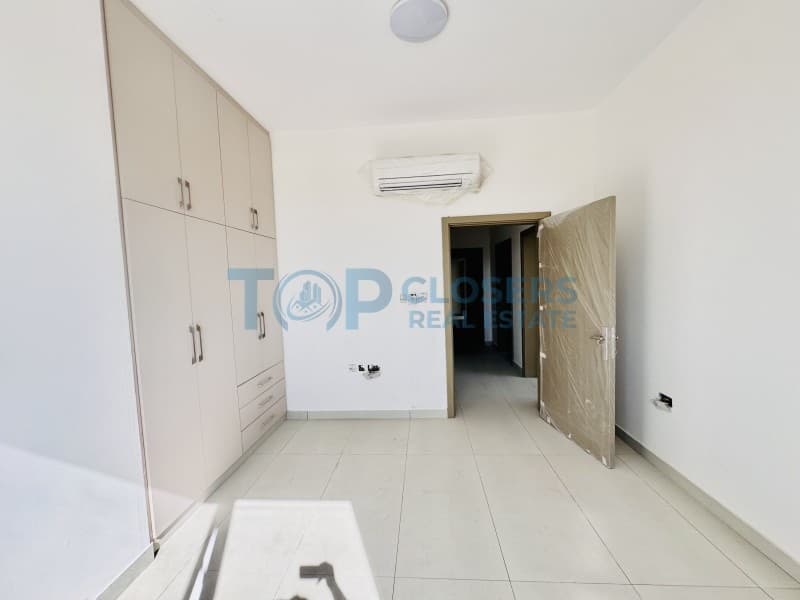 Brand New| Basement Parking | Near Jimi Mall - Image 4