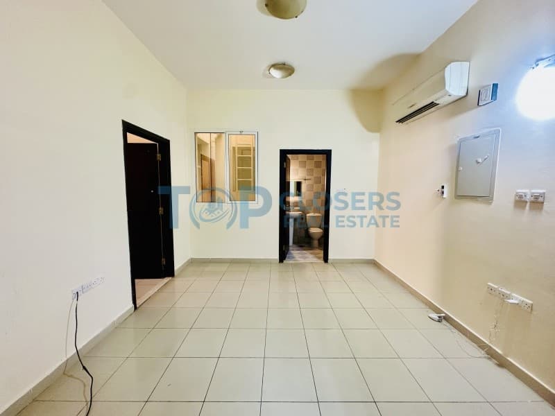 Spacious 1 Br | Basement Parking | Ready to Move - Image 1