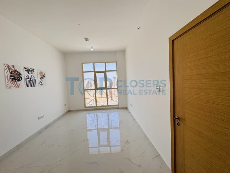 Spacious & Bright | Central Duct Ac| Basement Parking - Image 1