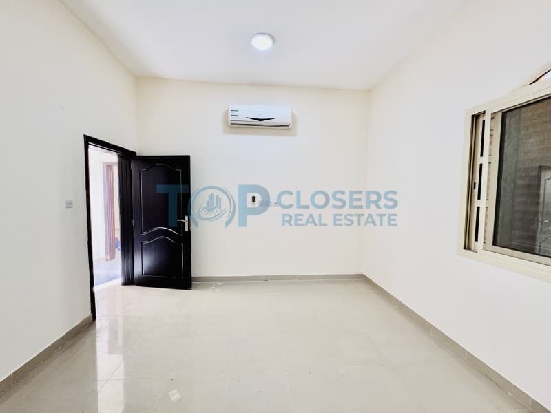 Prime Location | Spacious & Bright | Balcony - Image 3