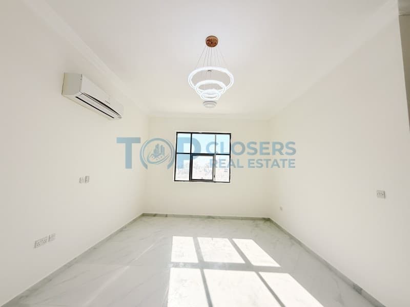 Brand New |4 Payments | Elevator | Prime Location - Image 1