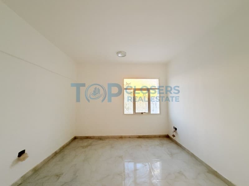 Brand New | Near to Mall | Prime Location - Image 4