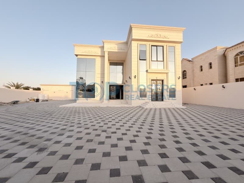 Brand New 5Br Villa | Modern Finishing | Near Mall - Image 1