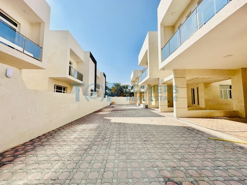 2nd Tenant 5 Master Br | Modern Style | Wardrobes - Image 2