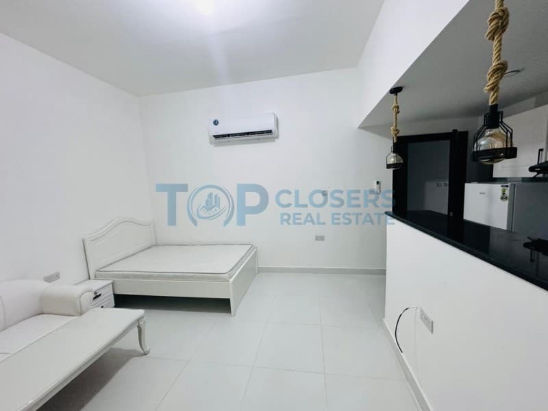 Fully Furnished| Included Electricity & Water ,WIFI - Image 3