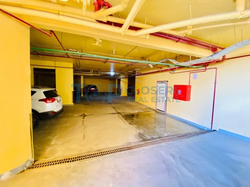 Listing Image 12