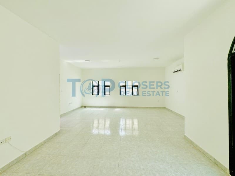 Private Entrance | Near To Hazza Stadium | 3 BHK - Image 2