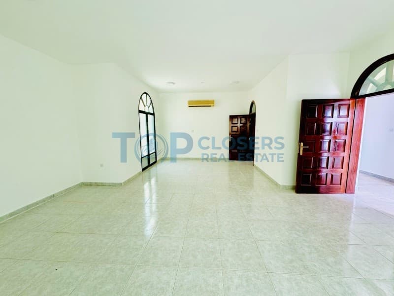 Private Entrance | Near To Hazza Stadium | 3 BHK - Image 3