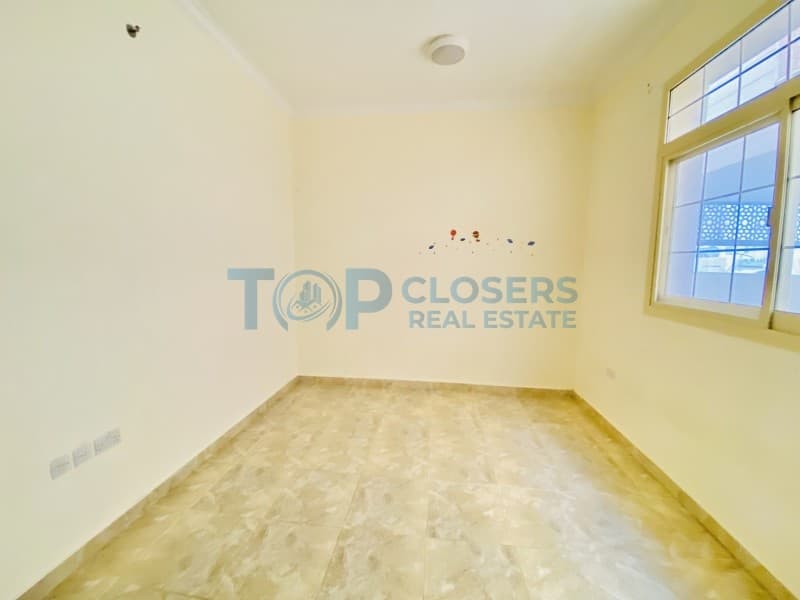 Spacious 1BHK | Central Duct AC | Covered Parking - Image 3
