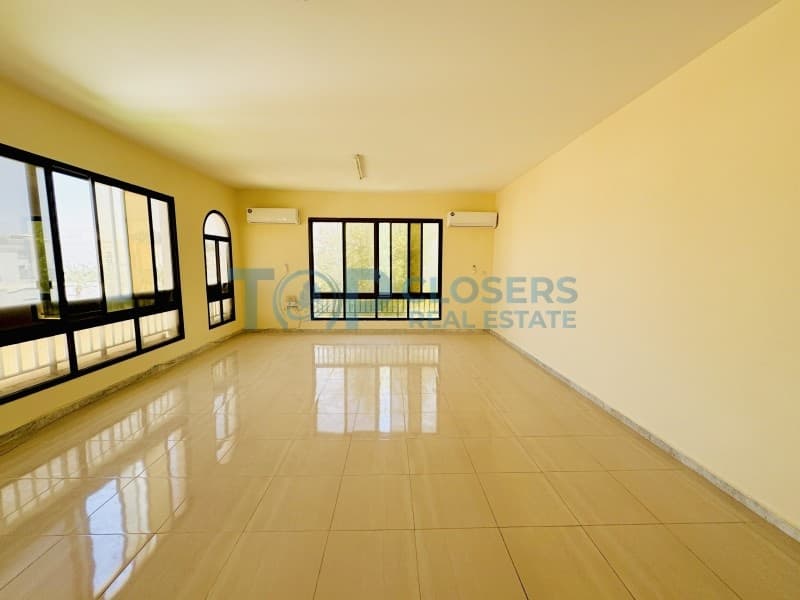 Neat N Clean | Balcony | Maid Room | Spacious - Image 1