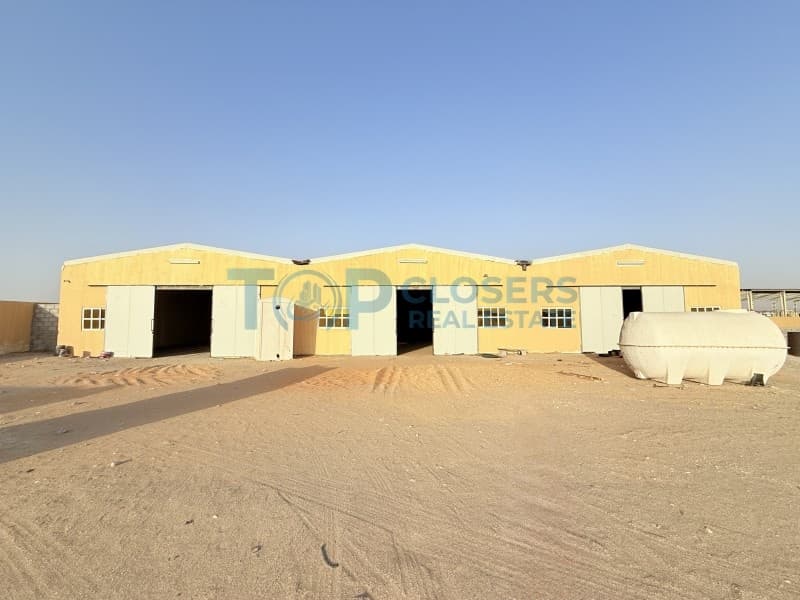 3 Warehouse | Size 40000sqf | Large Land - Image 1