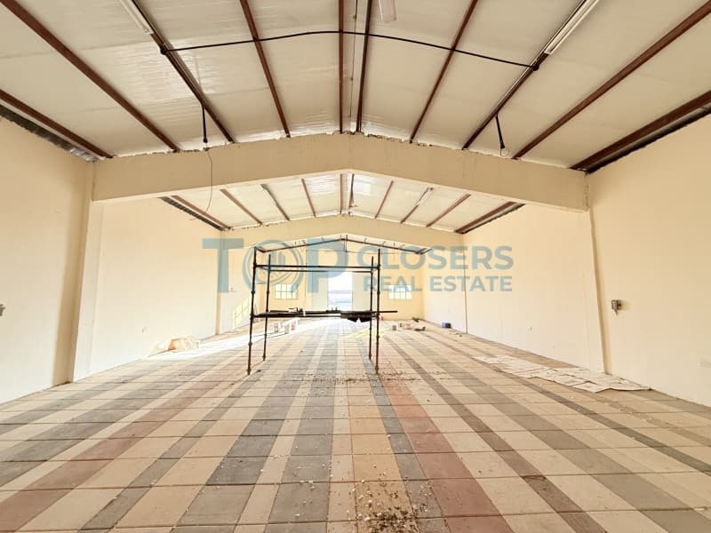 3 Warehouse | Size 40000sqf | Large Land - Image 2