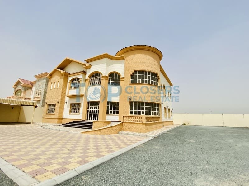 8BED Villa |Huge Yard |Out Side Kitchen |Driver Room - Image 1