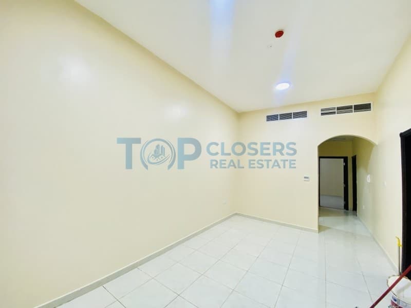 Spacious 2BHK | Neat & Clean |Elevator | Wardrobe - Image 2