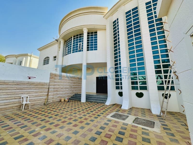 4Br Duplex Villa | Bright & Clean| Near to Airport - Image 2