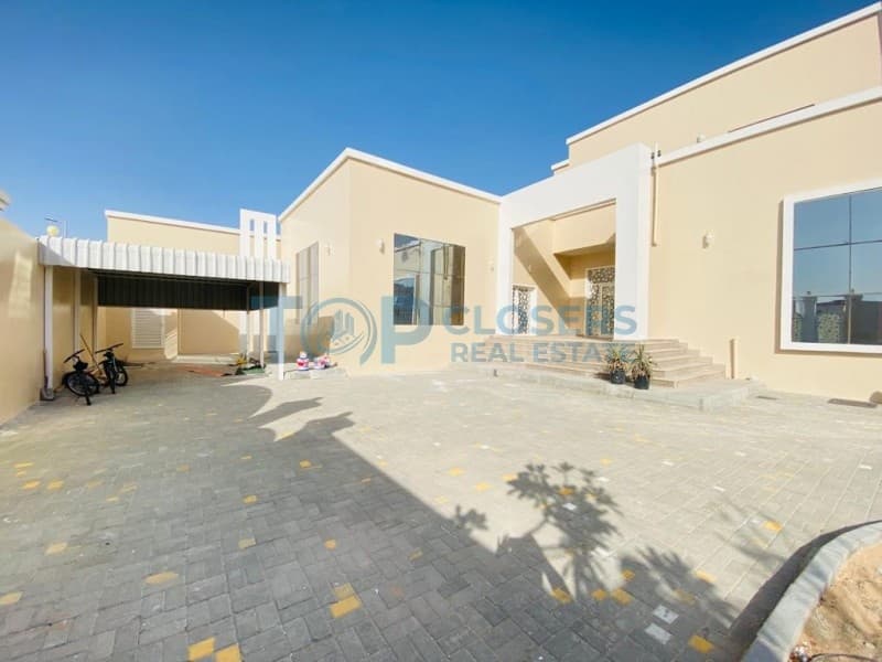 Including Water Electricity |Front Yard | Must See - Image 1