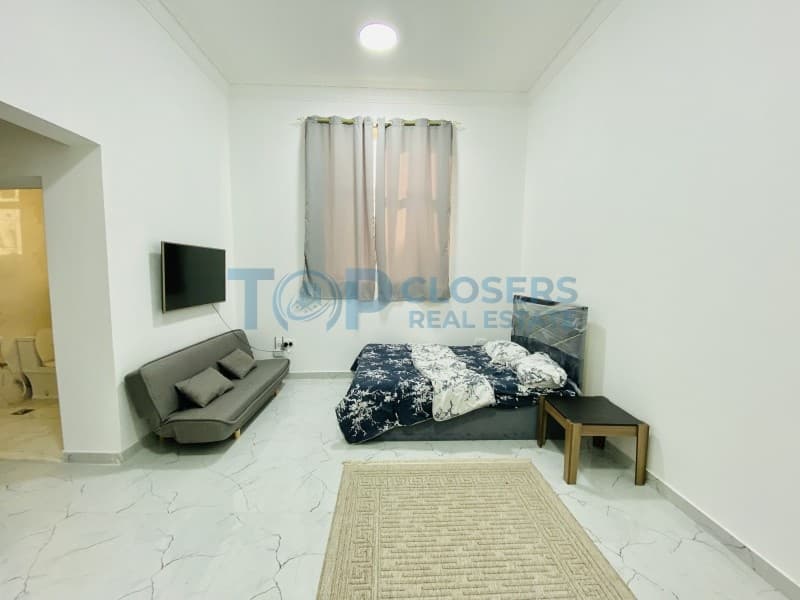 Monthly Studio| Near To Mall| Include Utilities - Image 2