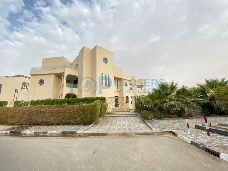 9 BHK Huge Villa |Modern Style |Newly Constructed |Prime Location - Image 2