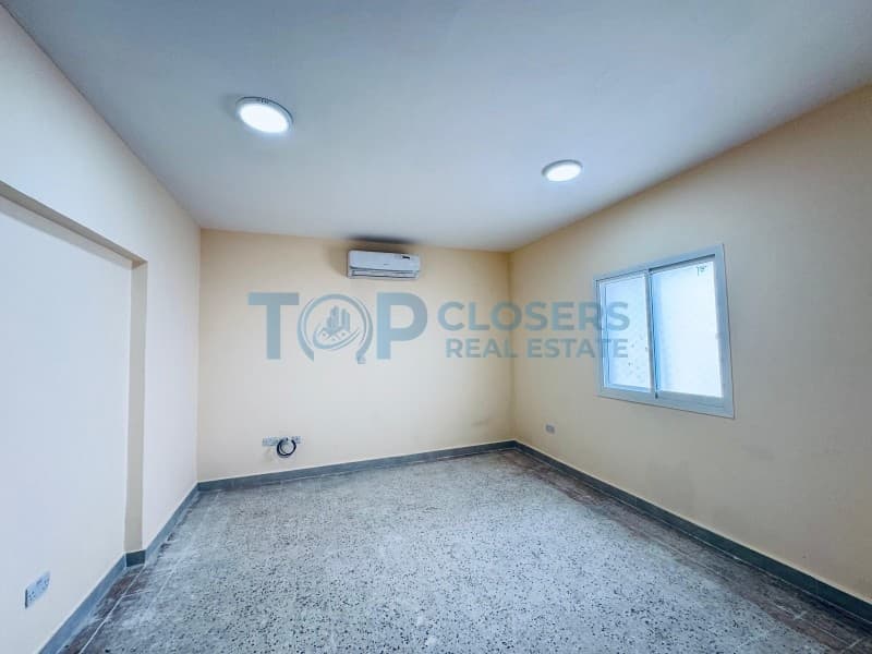 Investment Villa for Sale | Best Deal | Prime Location - Image 4