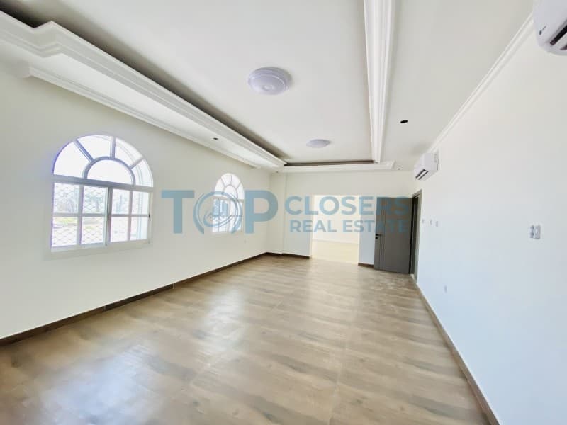 9BED Duplex Villa | Huge Yard | Prime Location - Image 4