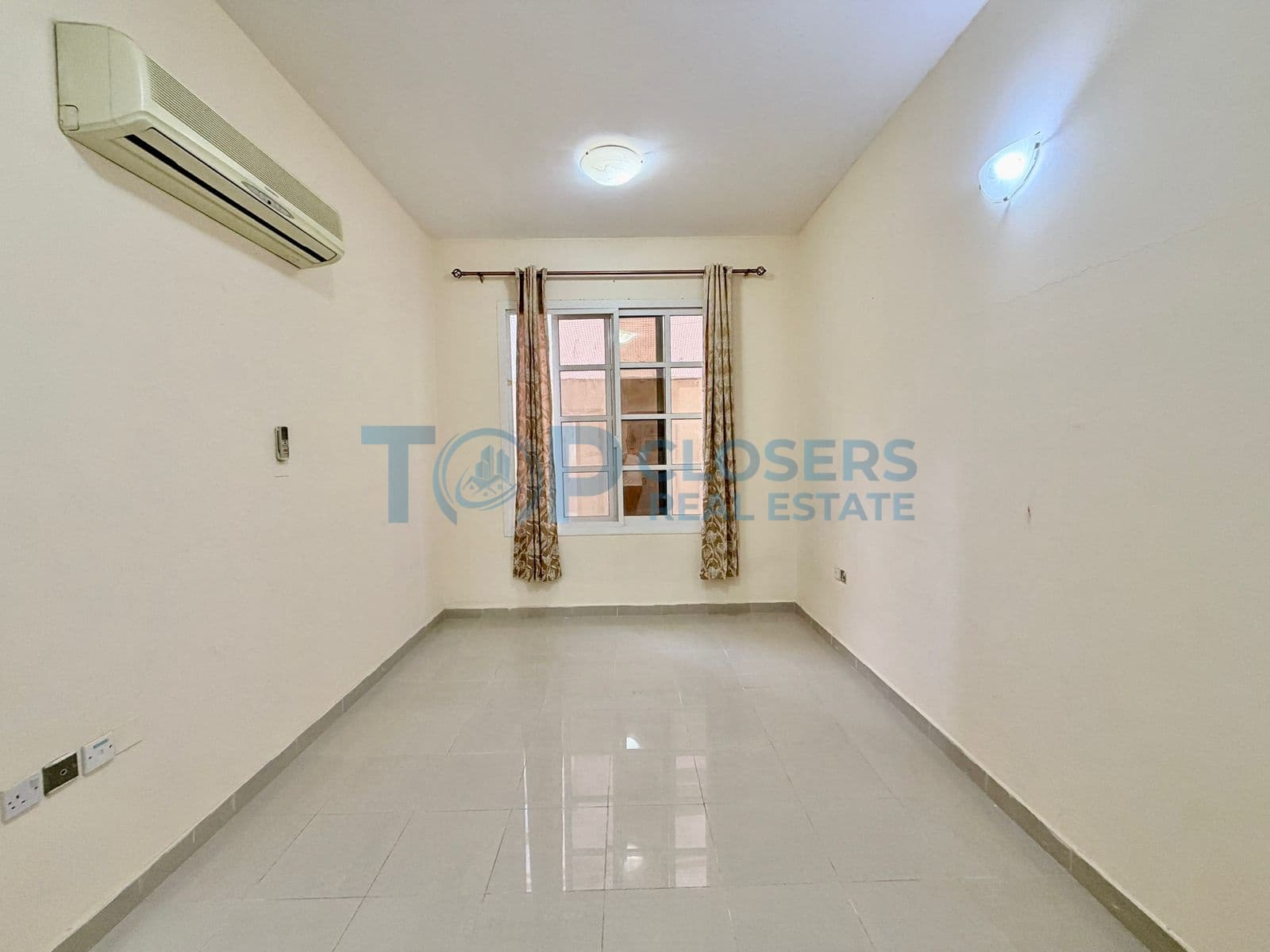 Neat N Clean 2Br | Balcony | Near Dewan Roundabout - Image 1
