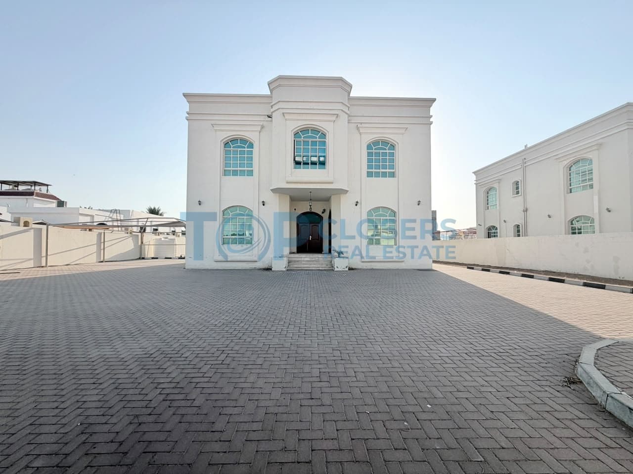 5 Master Br Villa Near Towayya Park | Driver Room - Image 1