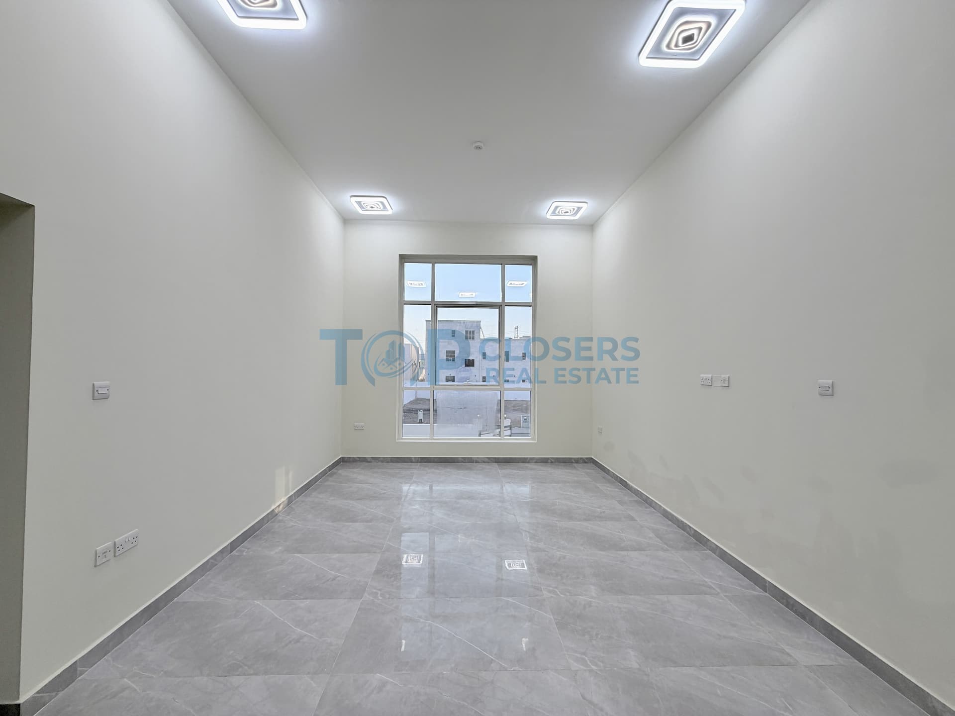 Brand New 4 Br Apartment | Near Tawam | First Floor - Image 1
