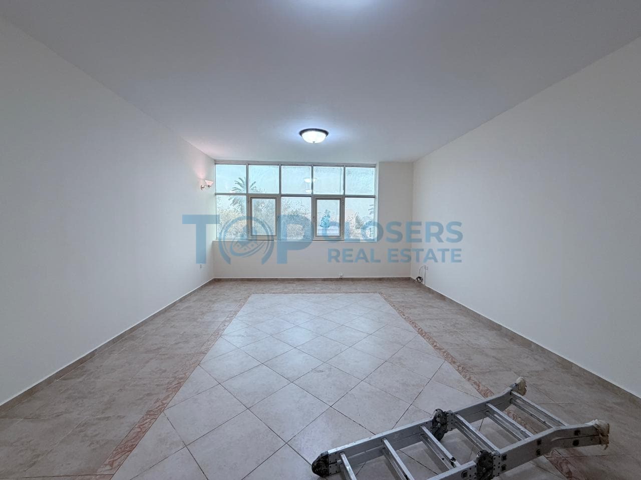 Spacious 3Br Flat | Near Sanaya | First Floor - Image 2