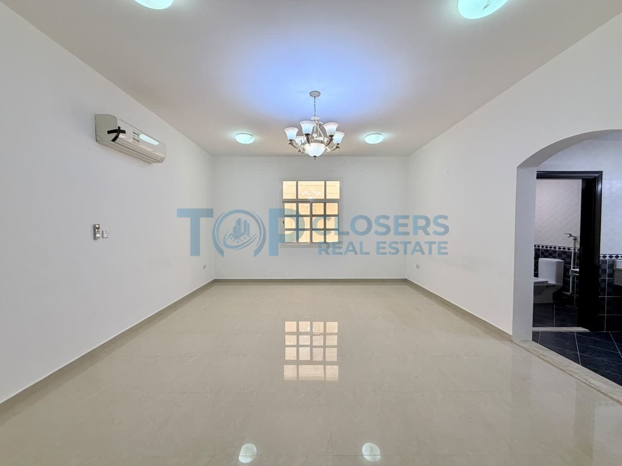 Spacious 4 Master Br | Ground Floor | No tawtheeq - Image 1