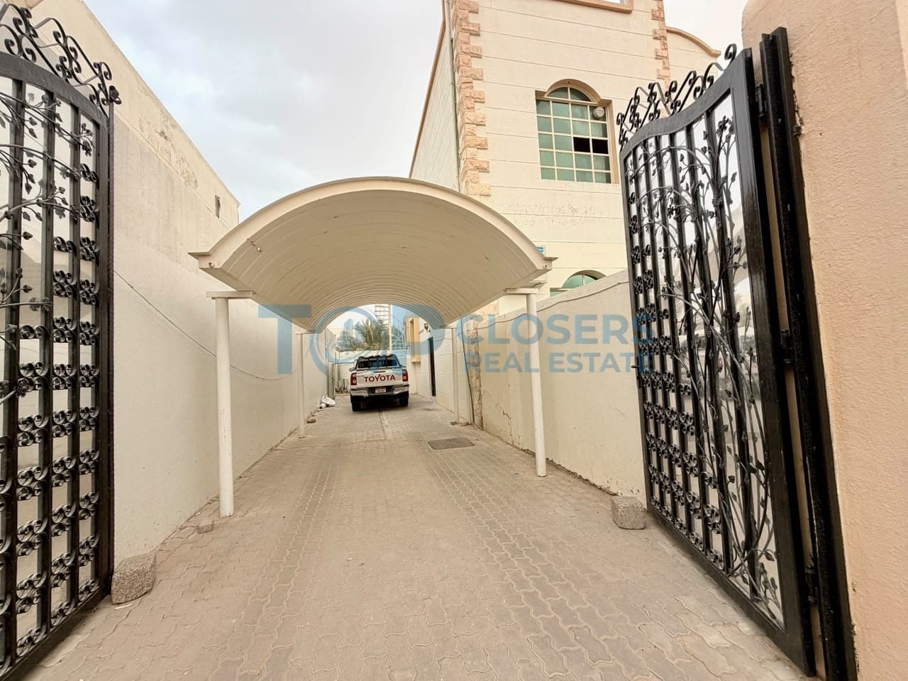 Private Entrance 4Br First Floor | Inc Water Electricity - Image 2