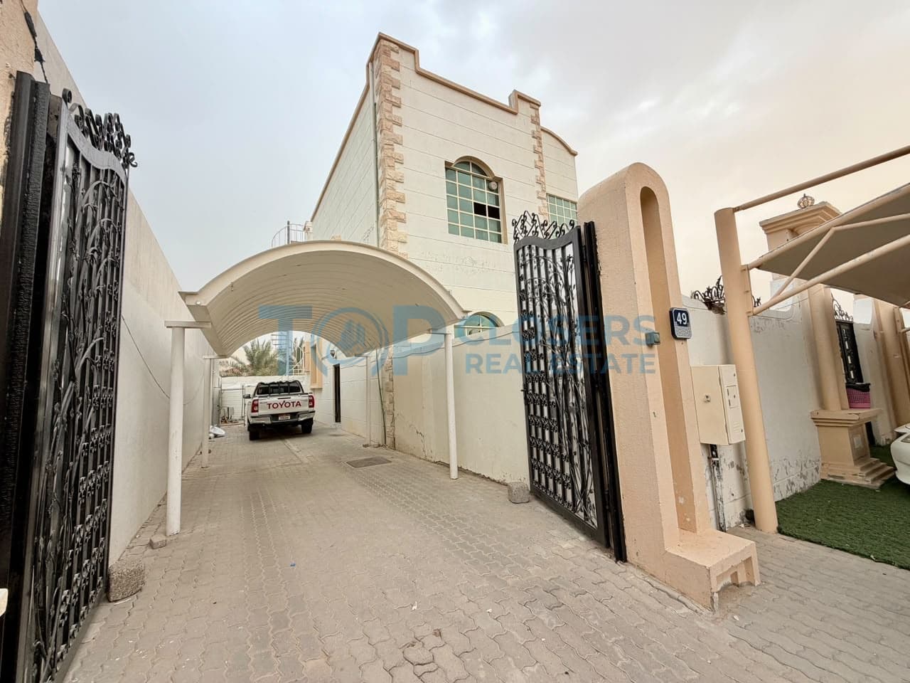Private Entrance 4Br First Floor | Inc Water Electricity - Image 1