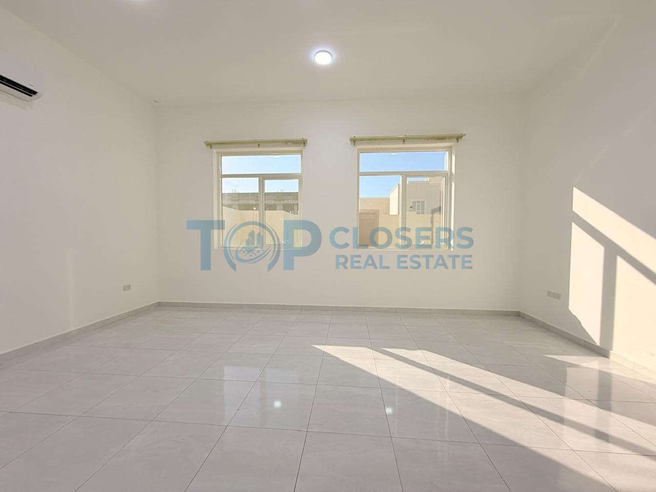 Clean Villa | Near to Mosque | Private Big Yard - Image 3