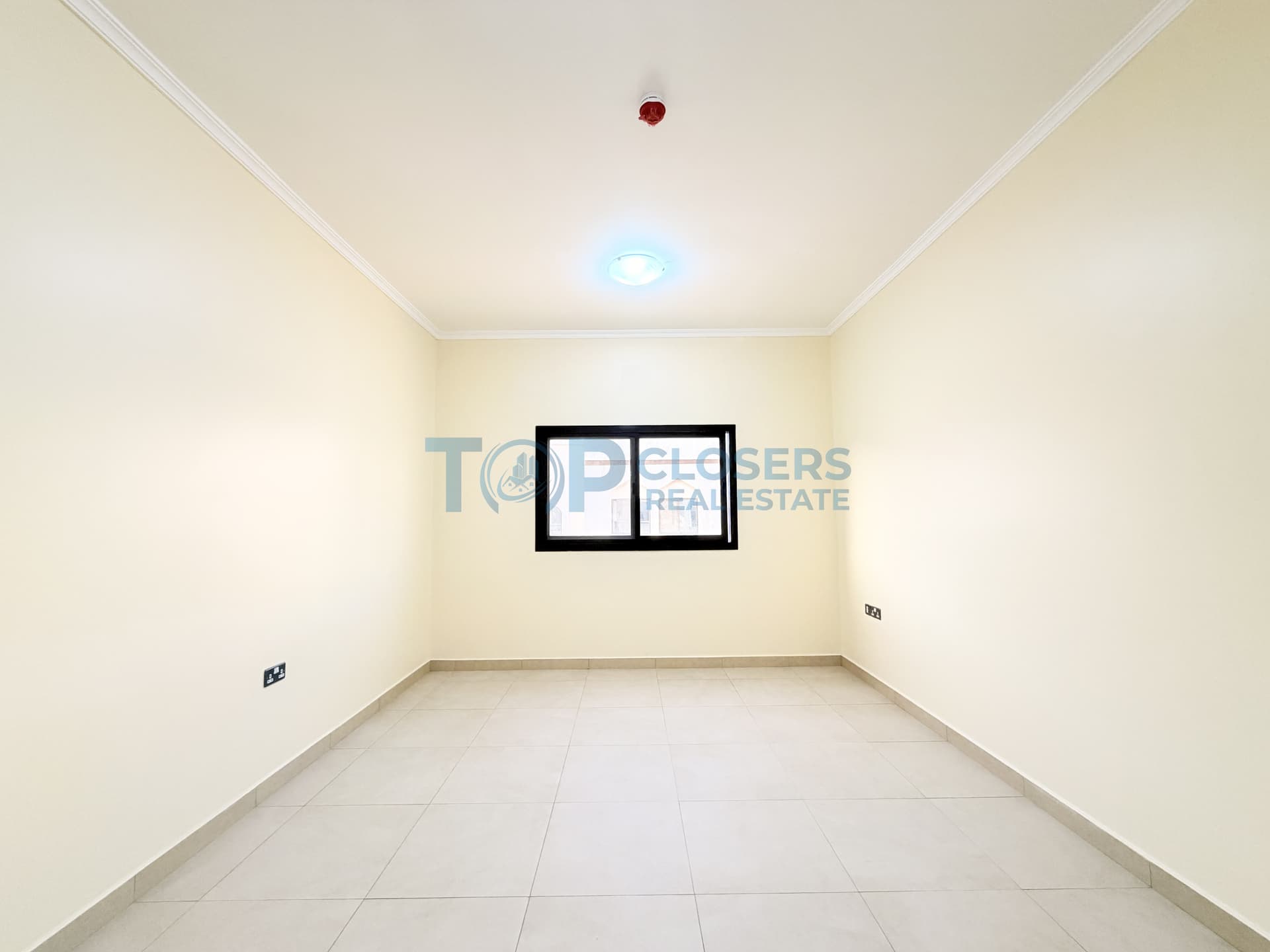 Ready to Move In |4 Payments | Elevator | Must See - Image 2