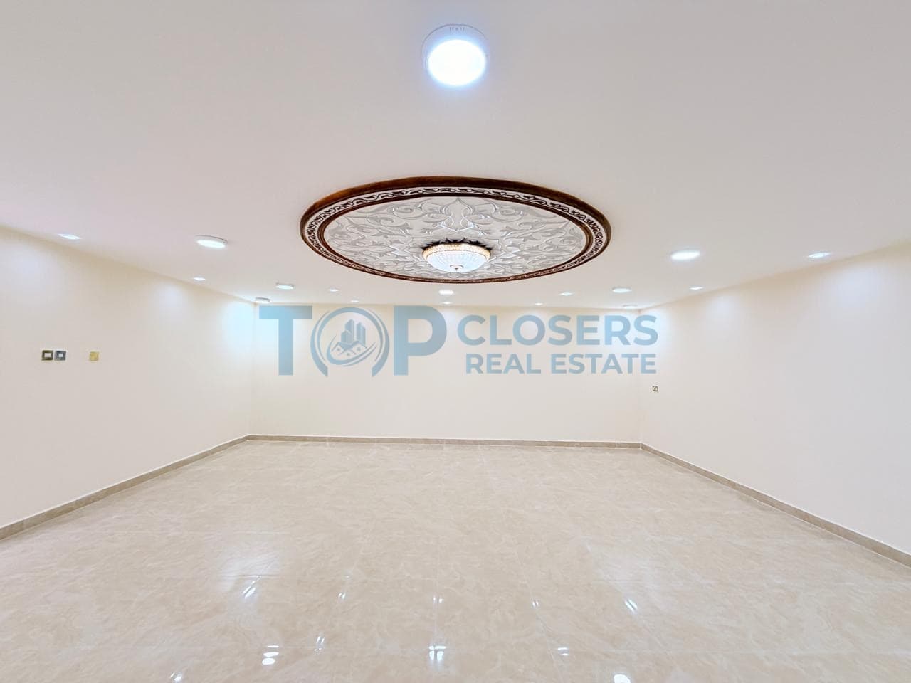 Including Water Electricity | Private Entrance - Image 4