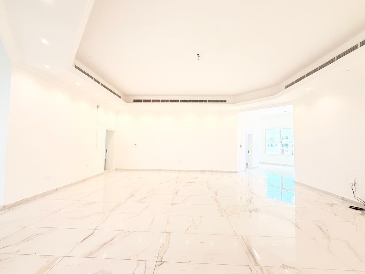 New Villa | Ready to Move In | Tenancy Contract - Image 2