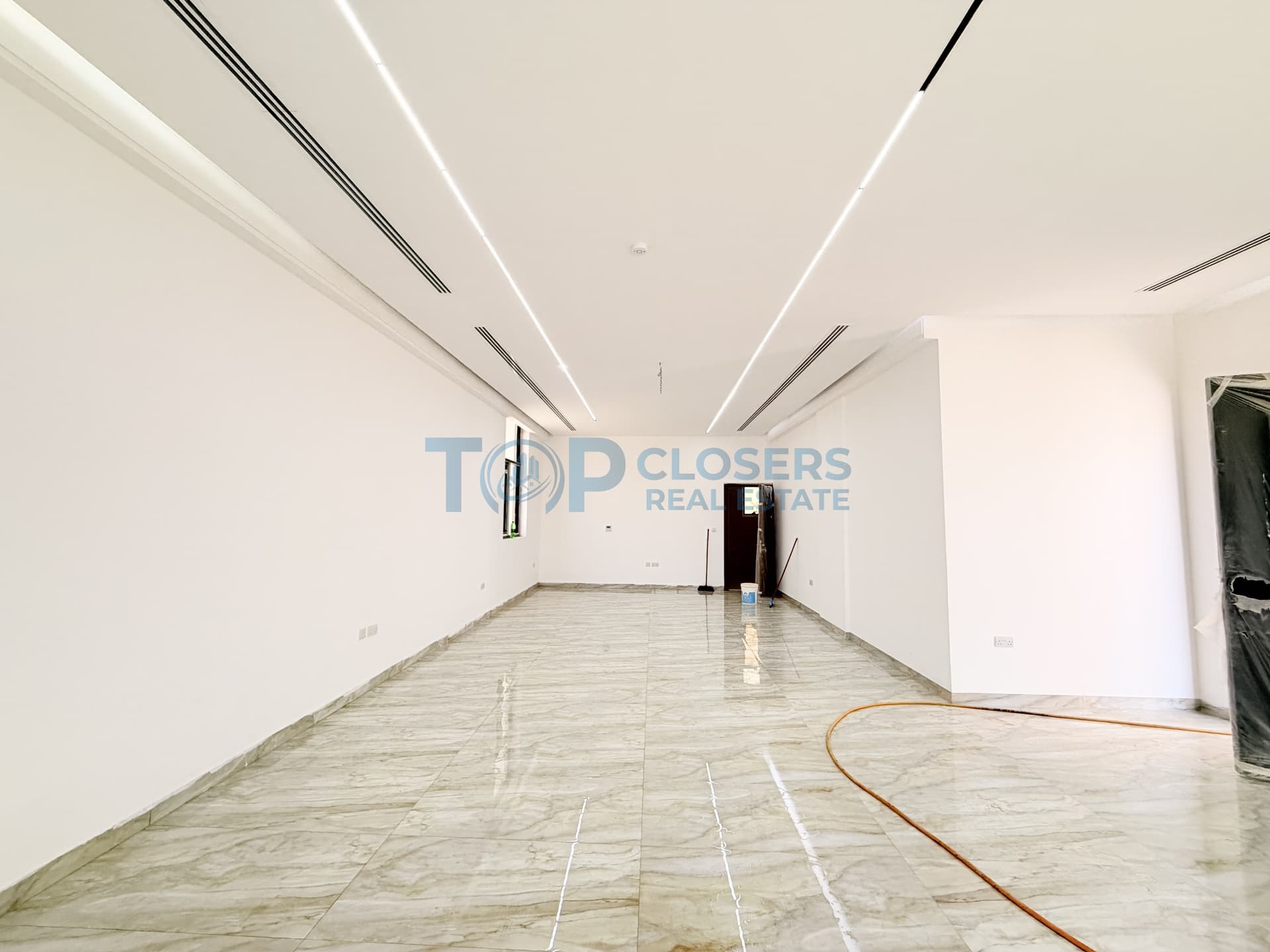 Brand New | Driver Room | Balcony | Front Big Yard - Image 2