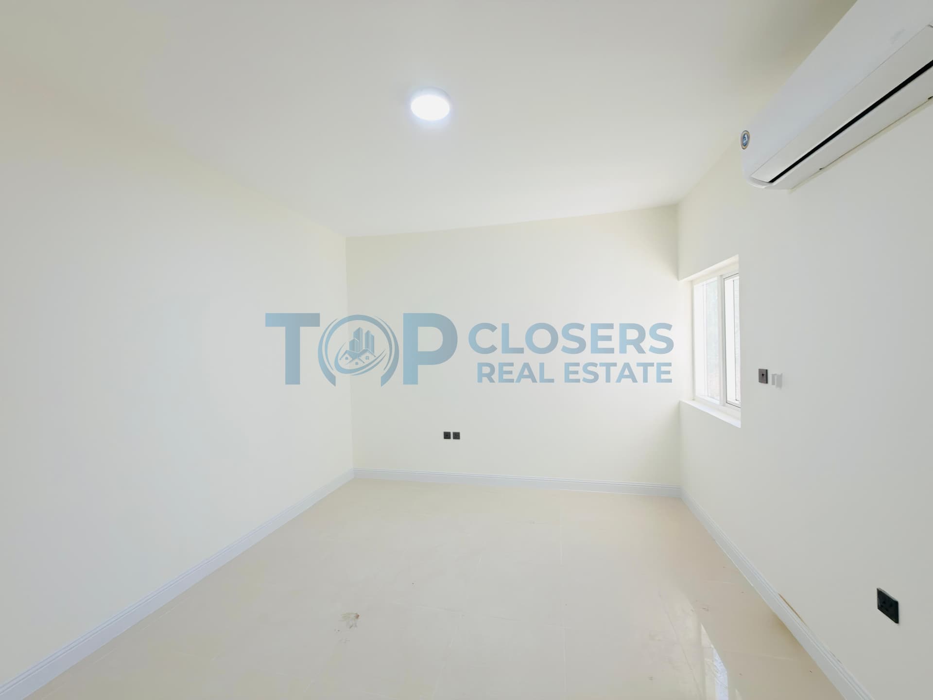 Brand New | 3 Payments | Free Parking | Must See - Image 2