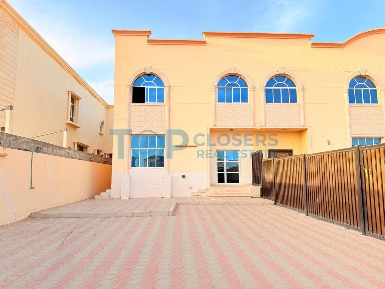 Private Entrance | Prime Location | Near UAE Uni - Image 1