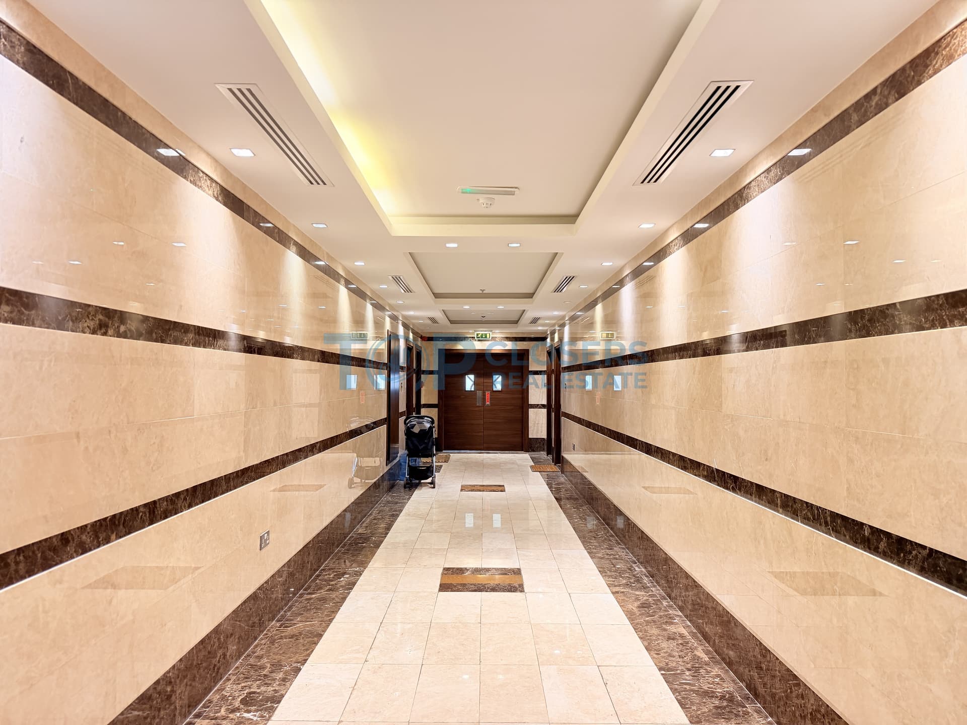 Ready to Move In |4 Payments | Elevator | Must See - Image 1