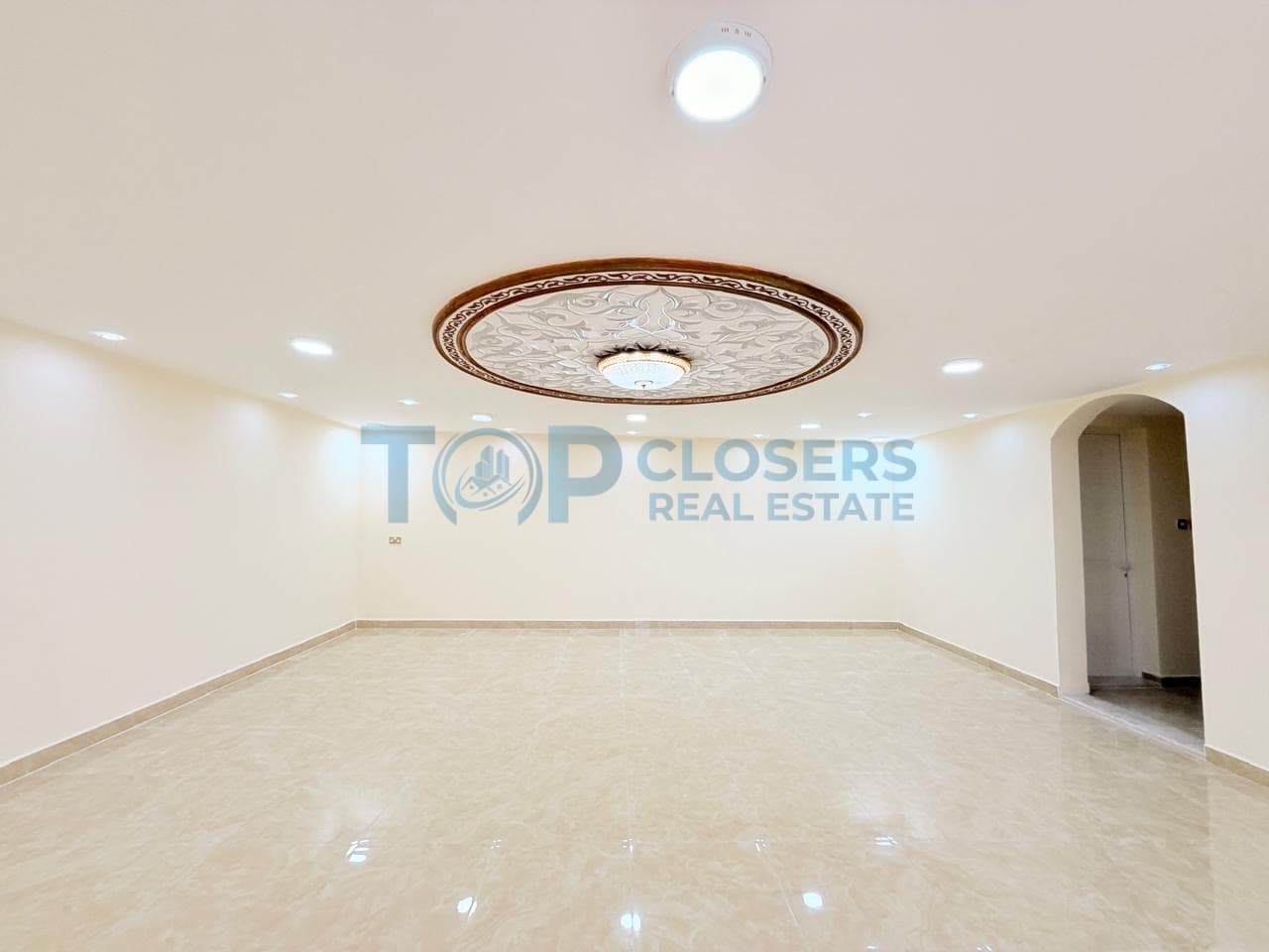 Including Water Electricity | Private Entrance - Image 3
